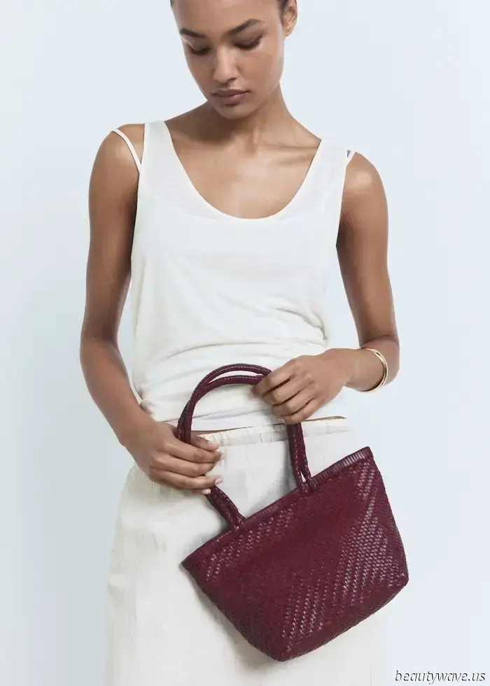 The Stylish 2025 Bag Trend That Ashley Olsen Has Been Sporting for Ten Years Already