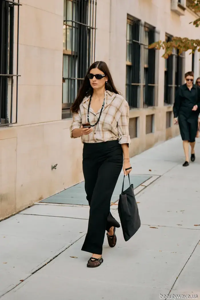 My friend entrusted me with a $625 budget to refresh her fall wardrobe with a stylish update—here are 8 Nordstrom items I suggested for her.