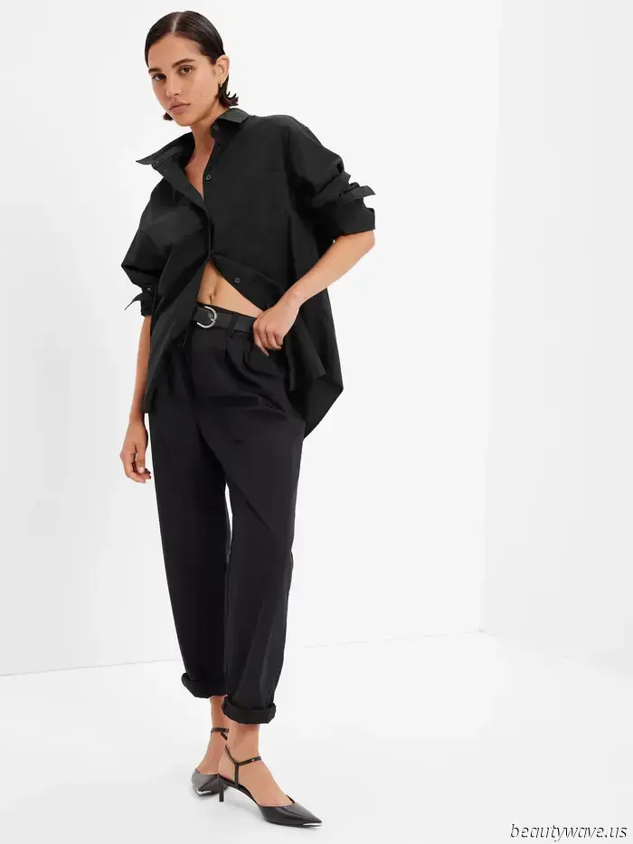 I'm not discarding my white blouses, but I continue to opt for this stylish alternative instead.