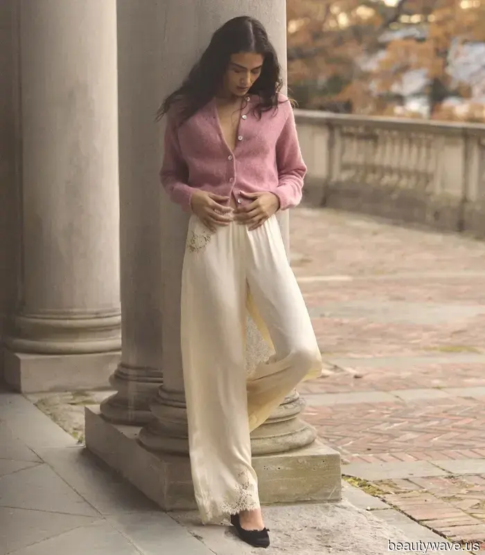 Cardigans Are Stylish Once More—6 Trends Fashion Enthusiasts Are Supporting for 2026