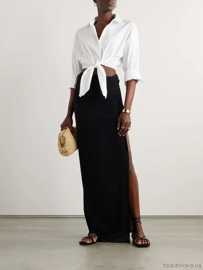 Step Aside Broderie Blouses—Jeans and Sandals Are Far More Stylish with This Trending Option.