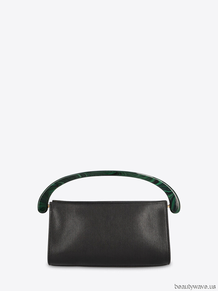 I Inquired with 6 Fashion Insiders for Their Ideal Autumn Wish Lists—Here’s What They Shared with Me.