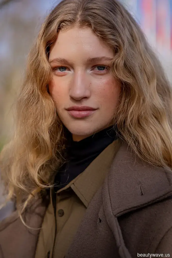 The Paris Fashion Scene Has Just Announced the 16 Most Stylish Hair Trends for Spring