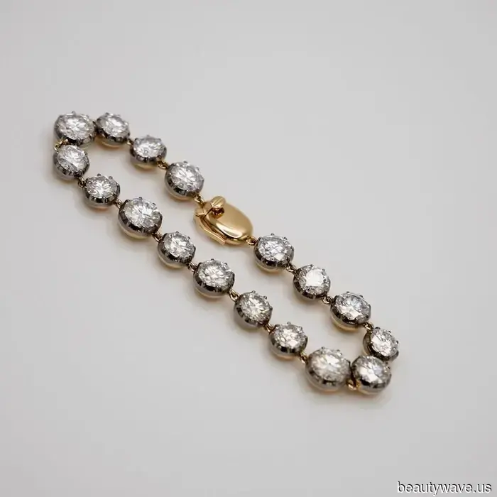 Once considered outdated, this antique jewelry trend is now shaping the most sought-after pieces of 2026.