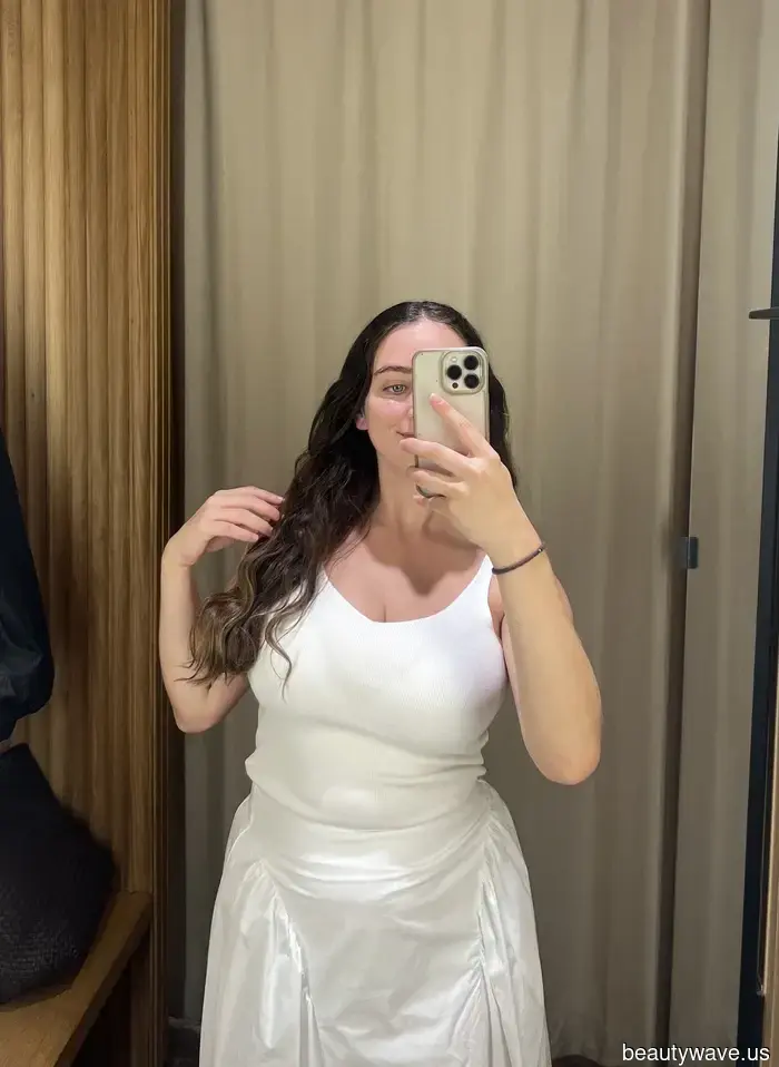 Chic and Opaque—Discover 9 White Tank Tops That Deserve a Spot in Your Closet