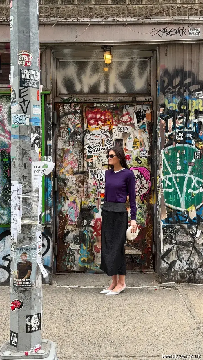 Nicht Burgunder oder Espresso&mdash;Wie man den hochpreisigen Farbtrend stylt, den jeder stattdessen mag