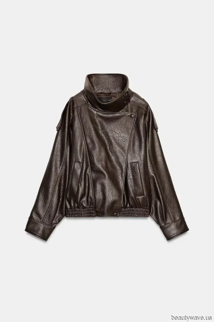 Certo, le giacche di pelle nere sono senza tempo, ma tutti nel mondo della moda stanno optando per questo colore più chic invece.