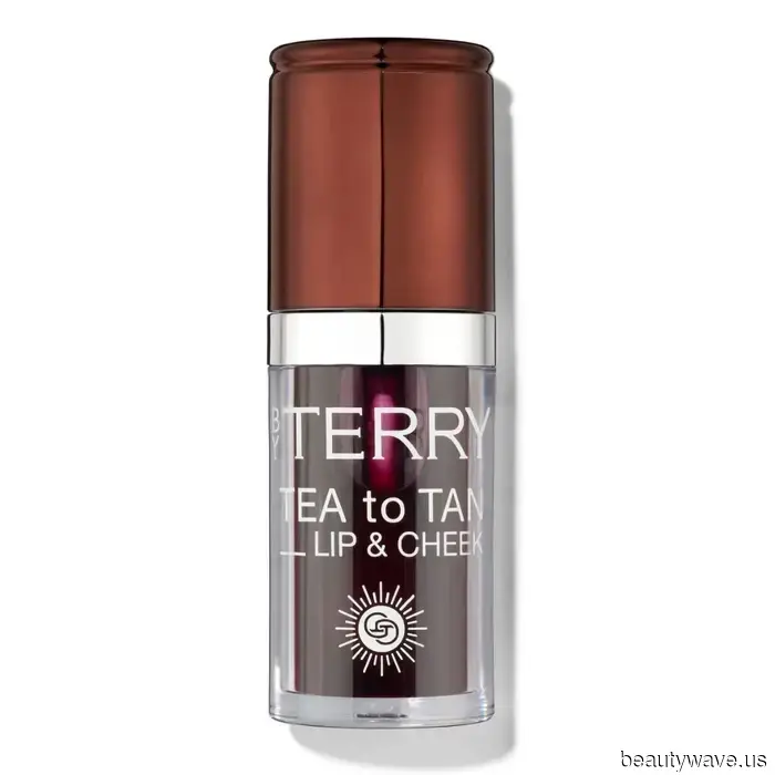 Este producto ligero para las mejillas es tan radiante y de aspecto natural que he dejado de usar rubor por completo.