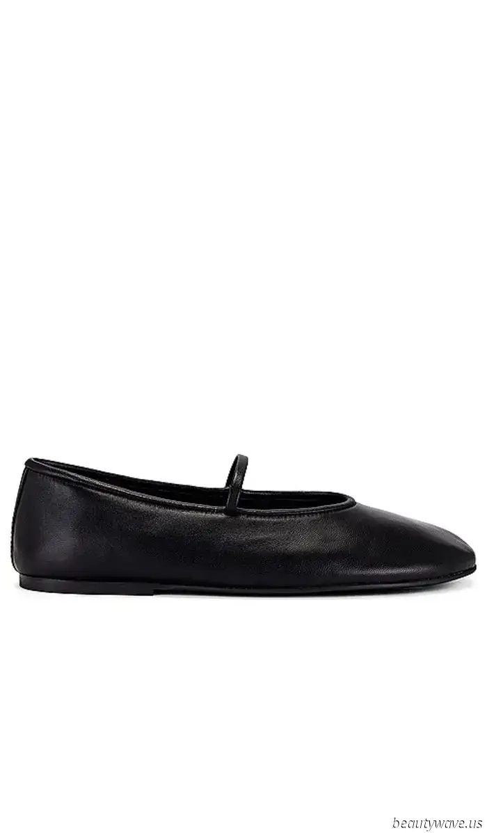 The Three Denim Fits That Still Pair Well With Ballet Flats