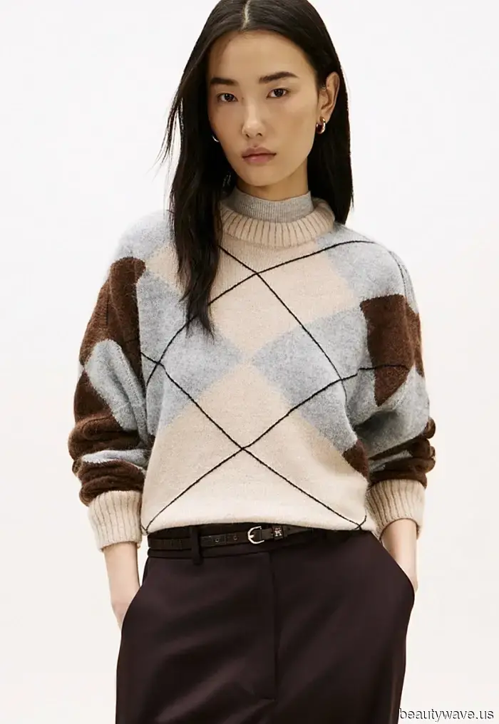 De repente, todos con buen gusto están combinando estas 7 tendencias de punto con jeans, faldas y leggings.