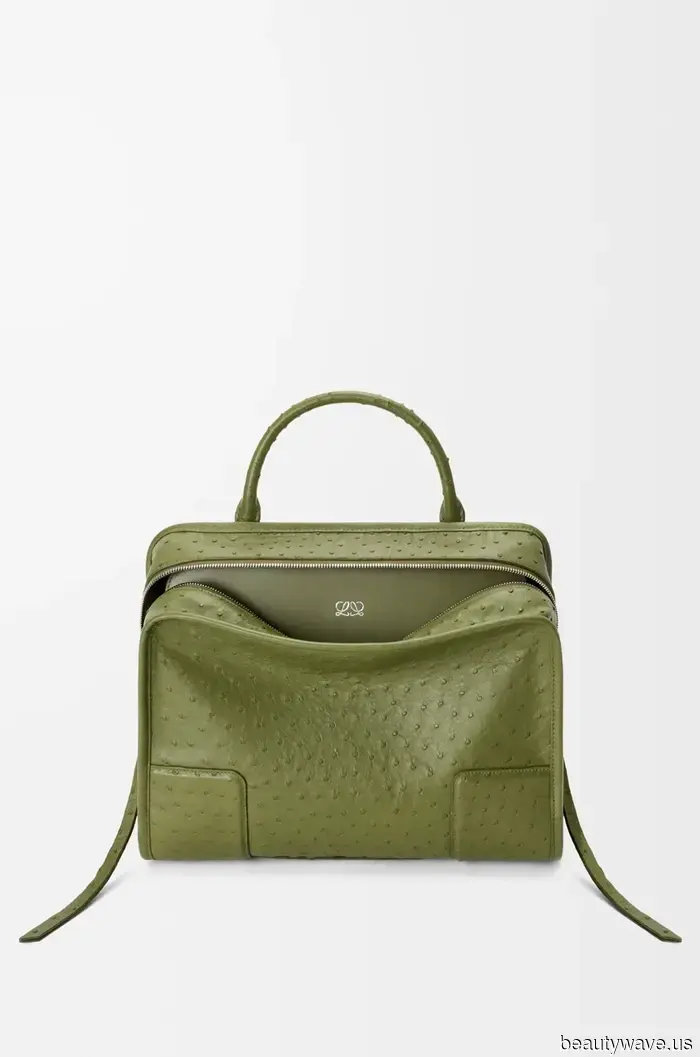 Apologies, Canvas Totes, but I'm confident that these 6 designer handbags will be sold out this summer.