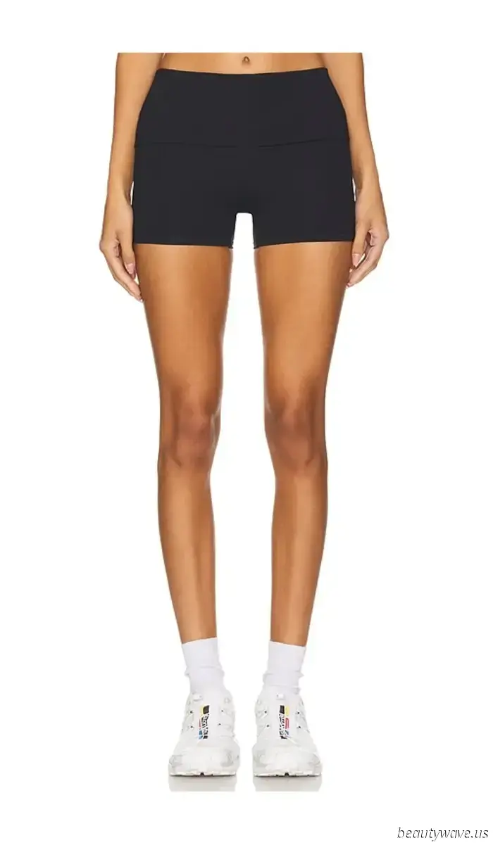 Neither leggings nor bike shorts: The precise activewear trend that fashion-forward girls in L.A. don for Pilates and gym sessions.