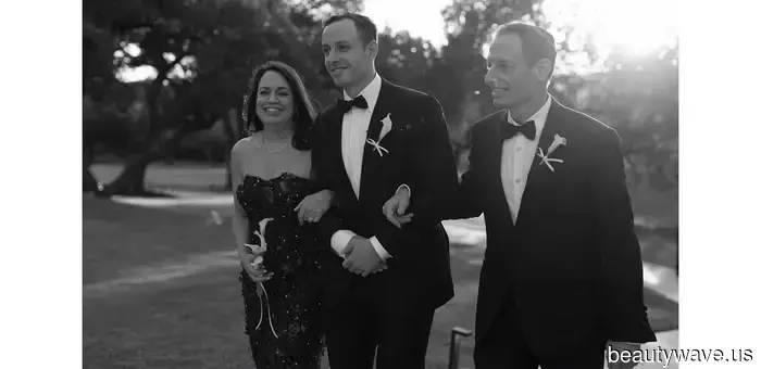 An Elegant Barbecue Dinner and a Danielle Frankel Gown Create the Ambiance for This Fashion Editor's Wedding in Texas