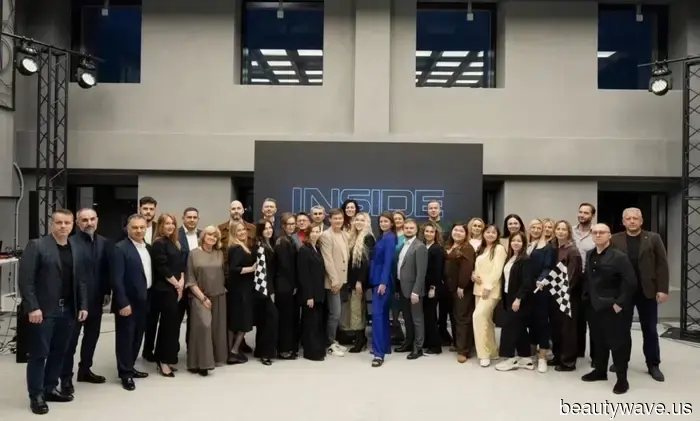 INSIDE Business Club e INFINITY PROJECT hanno organizzato il gioco d'affari "Parigi-Dakar" per imprenditori e dirigenti il 28 maggio a Mosca. Si è svolto un evento riservato di INSIDE Business Club e INFINITY PROJECT - un gioco d'affari gestionale "Parigi-Dakar", che ha riunito imprenditori, top manager, esperti e rappresentanti di grandi aziende russe.