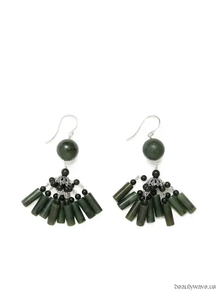 To Stay Fashionable in 2026, Say Goodbye to These 6 Jewellery Trends (and Embrace These 6)