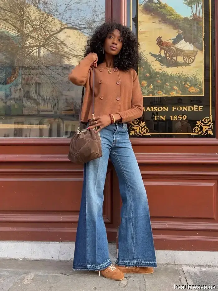 Forget about white trainers—French women are supporting these 5 stylish sneaker trends for spring instead.