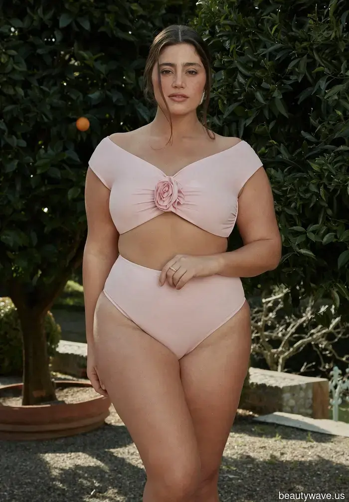 As a Shopping Editor, I've compiled a list of trendy Eloquii pieces that I'm hoping to acquire this spring.