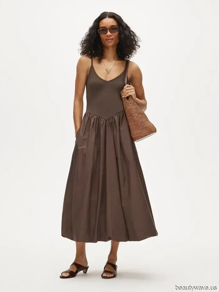 Neither Black Nor White: The Dress Color That Fashion Enthusiasts Are Sporting from Stockholm to Paris