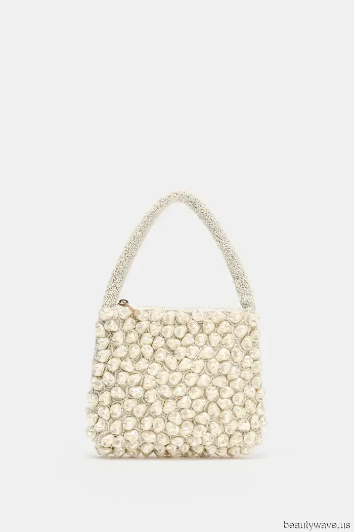 Zara Is Truly Superior in Barcelona—9 Summer Items Stylish European Women Are Already Sporting