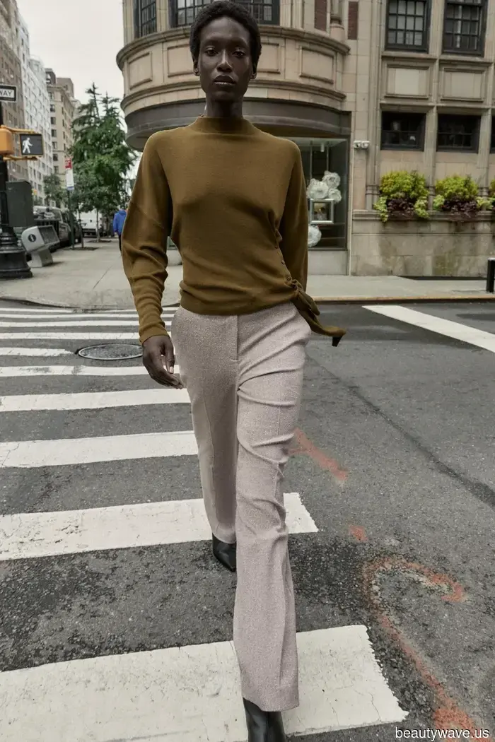 Estoy construyendo un armario elegante y acogedor&mdash;este suéter de cachemira está en la parte superior de mi lista de deseos.