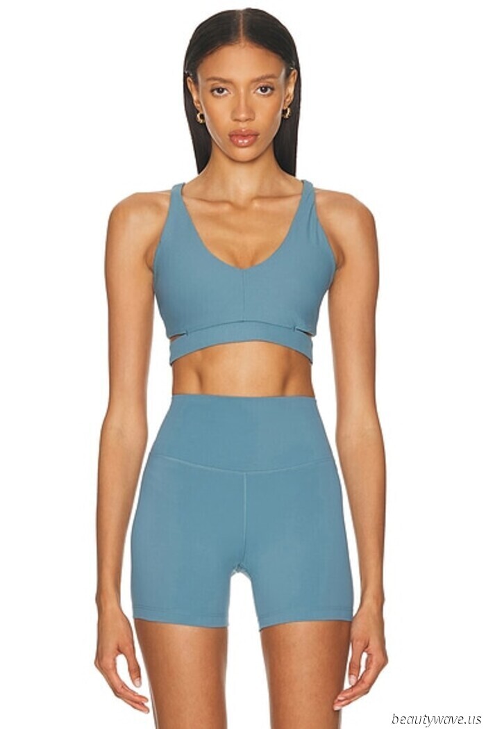 I'm dedicated to six workouts a week this summer—I've currently got 36 activewear items in my cart.