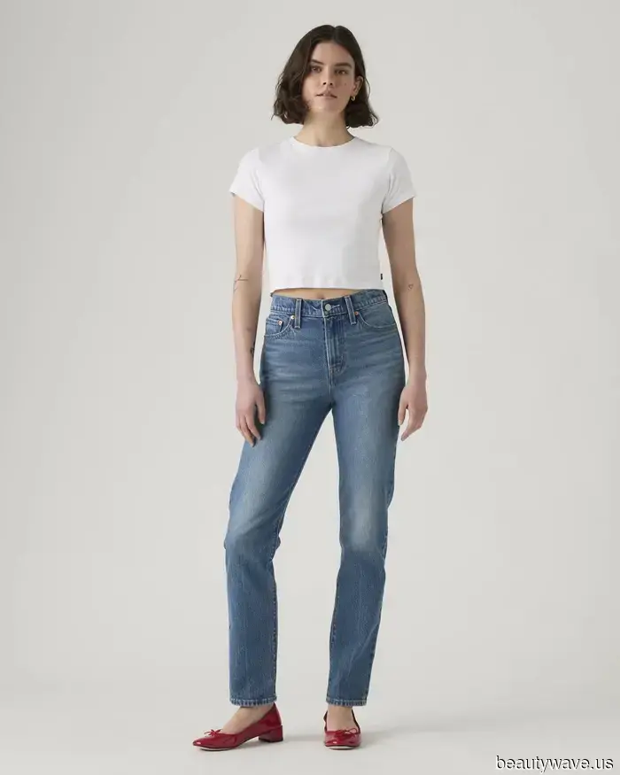 From Alexa Chung to Elsa Hosk—These 5 Celebrity-Endorsed Jeans Looks Are the Ones You Should Recreate for Spring.