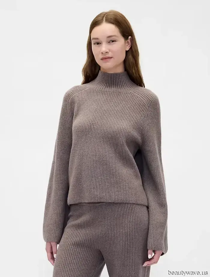 23 Gap and Old Navy Items That Would Fit Perfectly in a Nancy Meyers Christmas Film