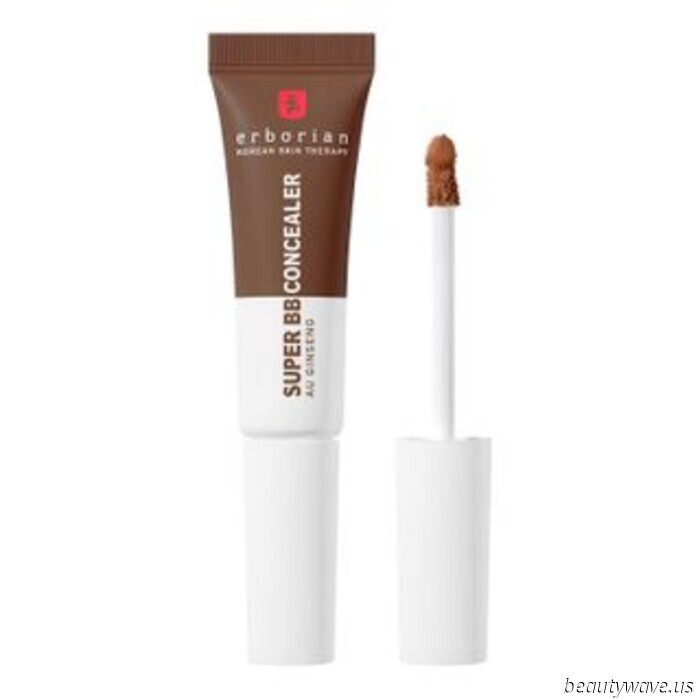 Ich kämpfte mit Augenringen und Falten unter den Augen - dann traf ich diese feuchtigkeitsspendenden Concealer