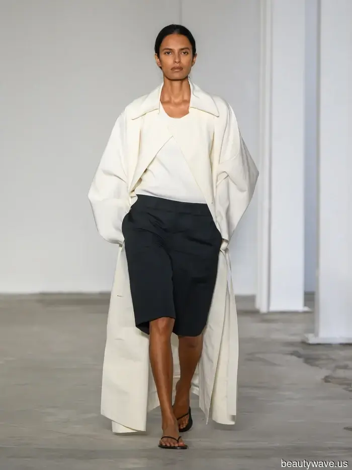 All the experiences, outfits, activities, and meals of the Who What Wear editors during NYFW.