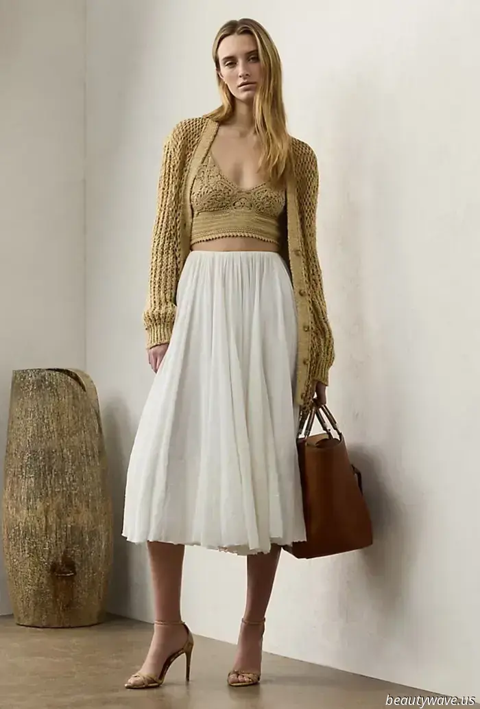 Dimentica le sandali gladiatore—Sienna Miller ha appena indossato lo stile di scarpa che rende i maxiskirt boho moderni