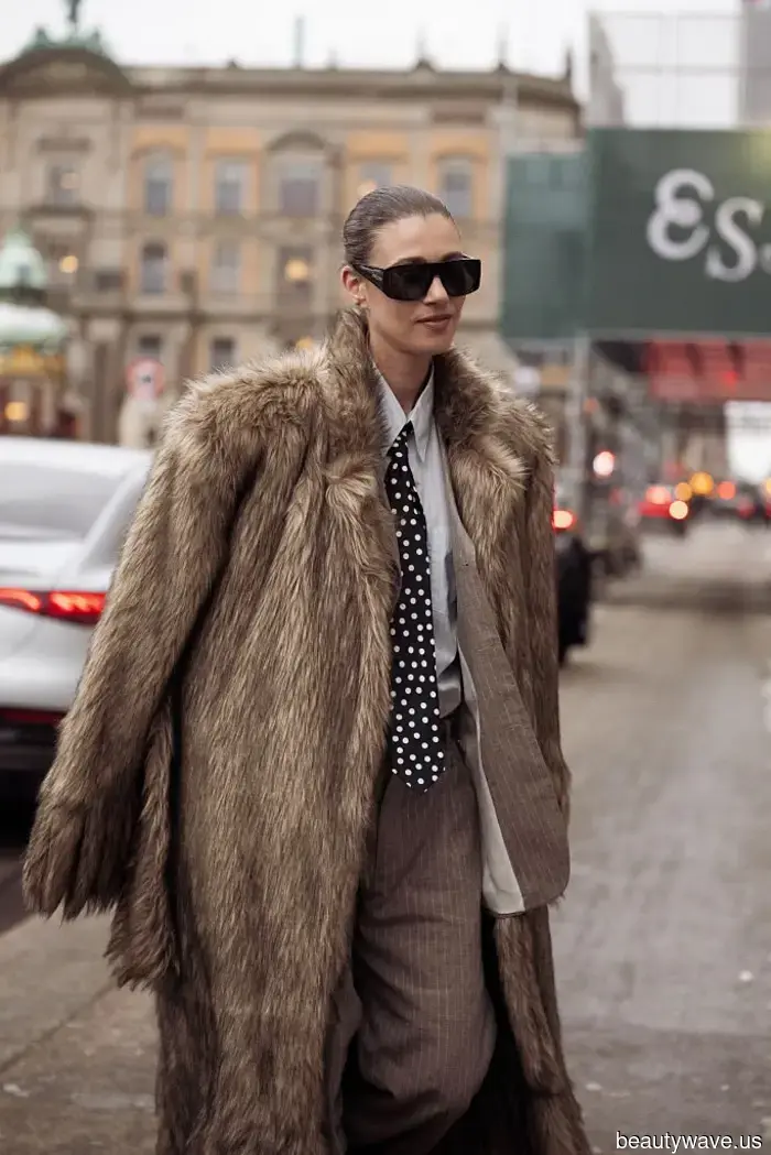 Von Mailand nach New York&mdash;"N&eacute;colletage" Styling wird diesen Frühling überall sein