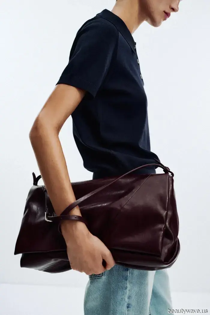 Sì, il bianco e nero è classico, ma la combinazione di colori di Sofia Richie sembra molto più costosa.