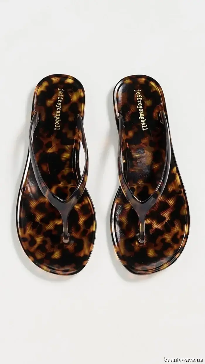 The Most Vacation-Friendly Shoe Trends for 2026