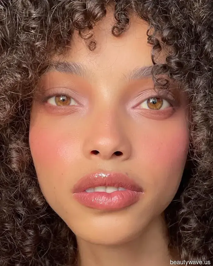 Choose Your Poison—Makeup Artists Share Their Preferred Date-Night Makeup Styles for Valentine's Day