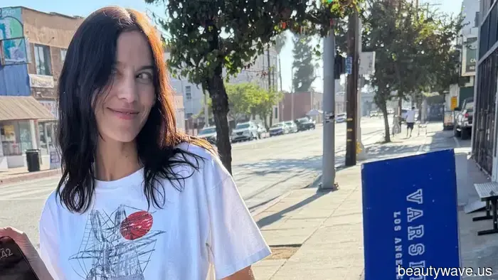 Alexa Continues to Embrace This French-Girl Shoe Trend with Dresses and Jeans.