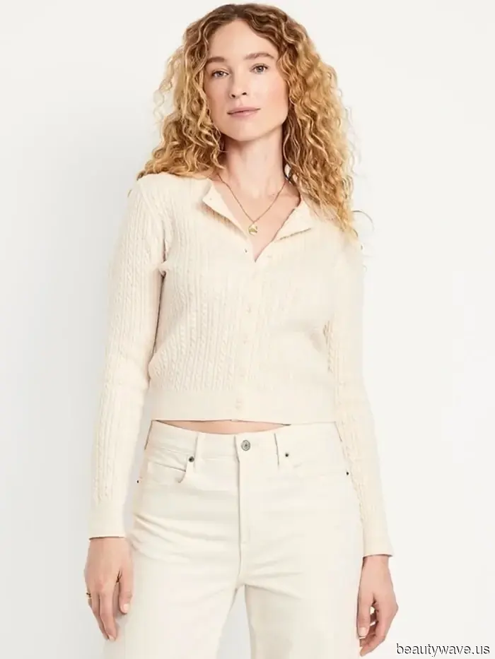 23 Gap and Old Navy Items That Would Fit Perfectly in a Nancy Meyers Christmas Film