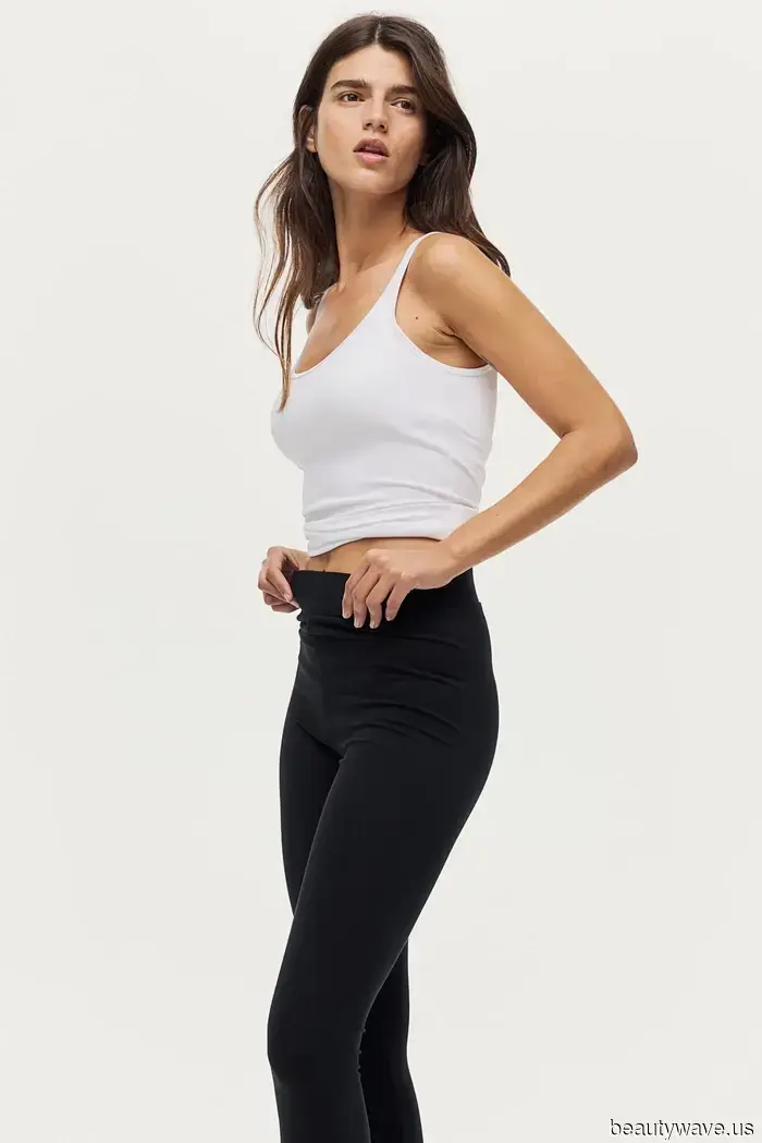 Gwyneth Recently Wore the Sophisticated Colour Trend That Effortlessly Enhances Black Leggings.