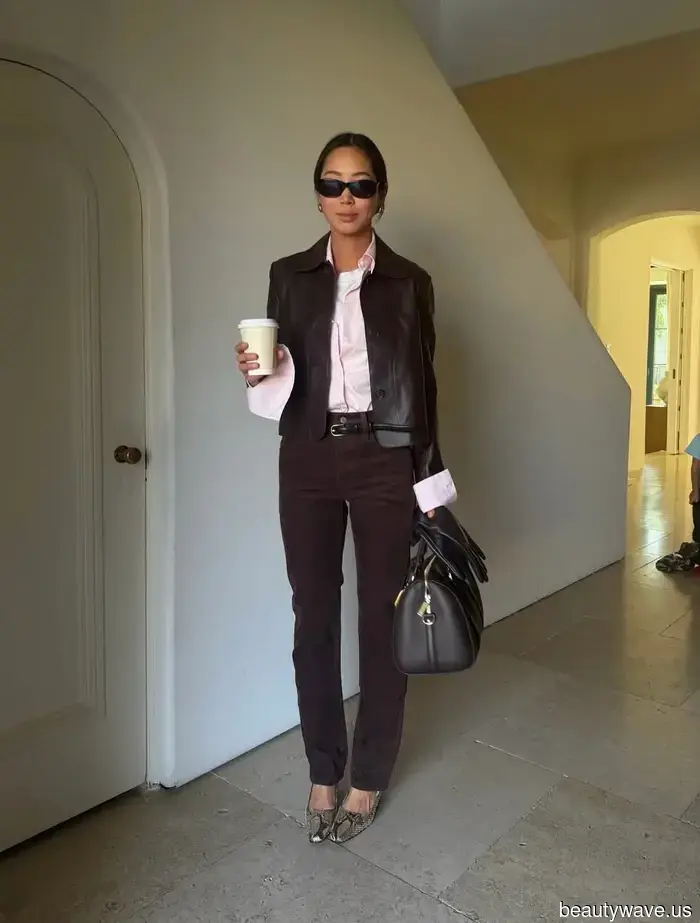 I can tell you're fashionable if you're replacing your blue jeans with one of these alternative colors this spring.