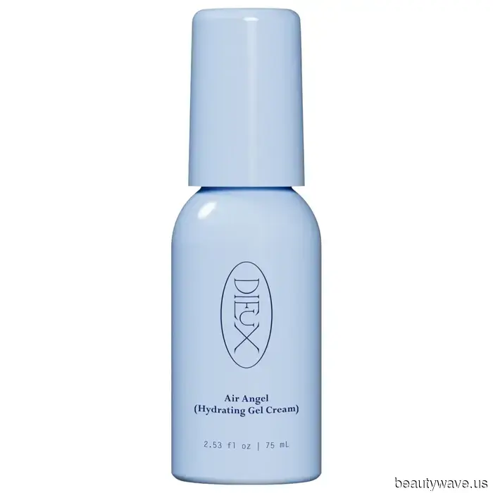 I persuaded three of my colleagues to purchase this jelly moisturizer before 10 A.M.—it's really that impressive.