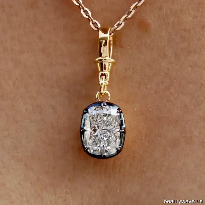 Once Considered Outdated, This Vintage Jewelry Trend Is Now Shaping the Most Desired Items of 2026.