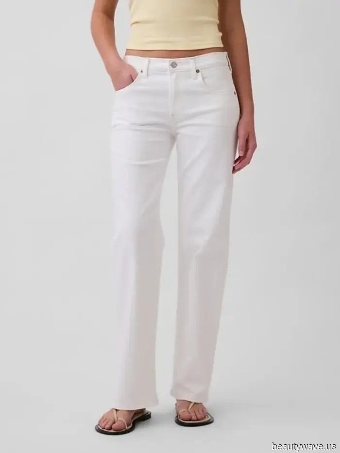 Se vuoi apparire più elegante questa primavera e estate, compra un paio di pantaloni e un paio di jeans di questo colore.