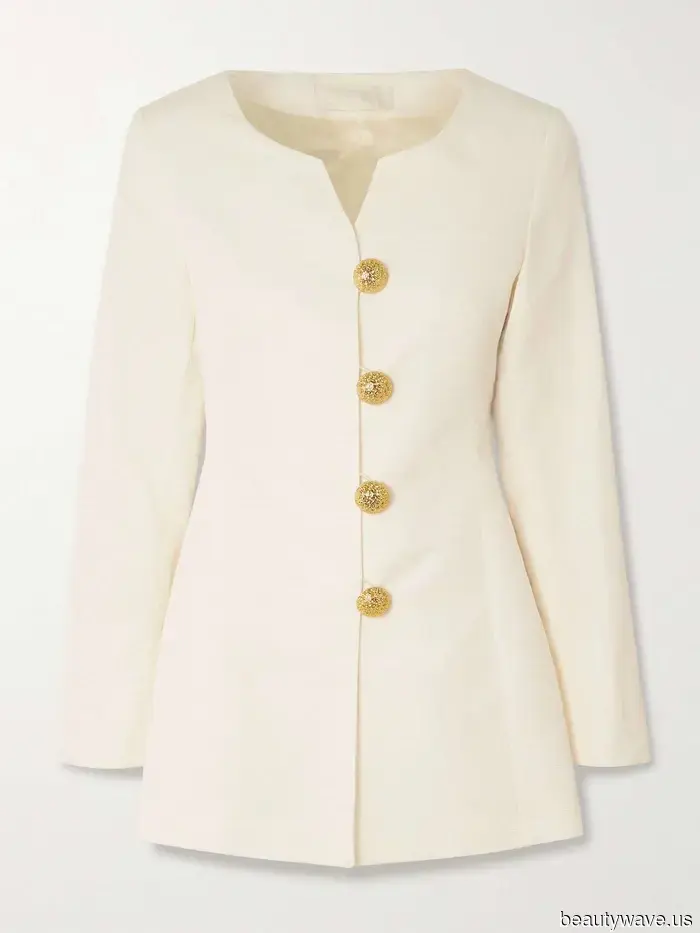 French Women Master Transitional Dressing—5 Timeless Jackets They're Pairing With Jeans Today