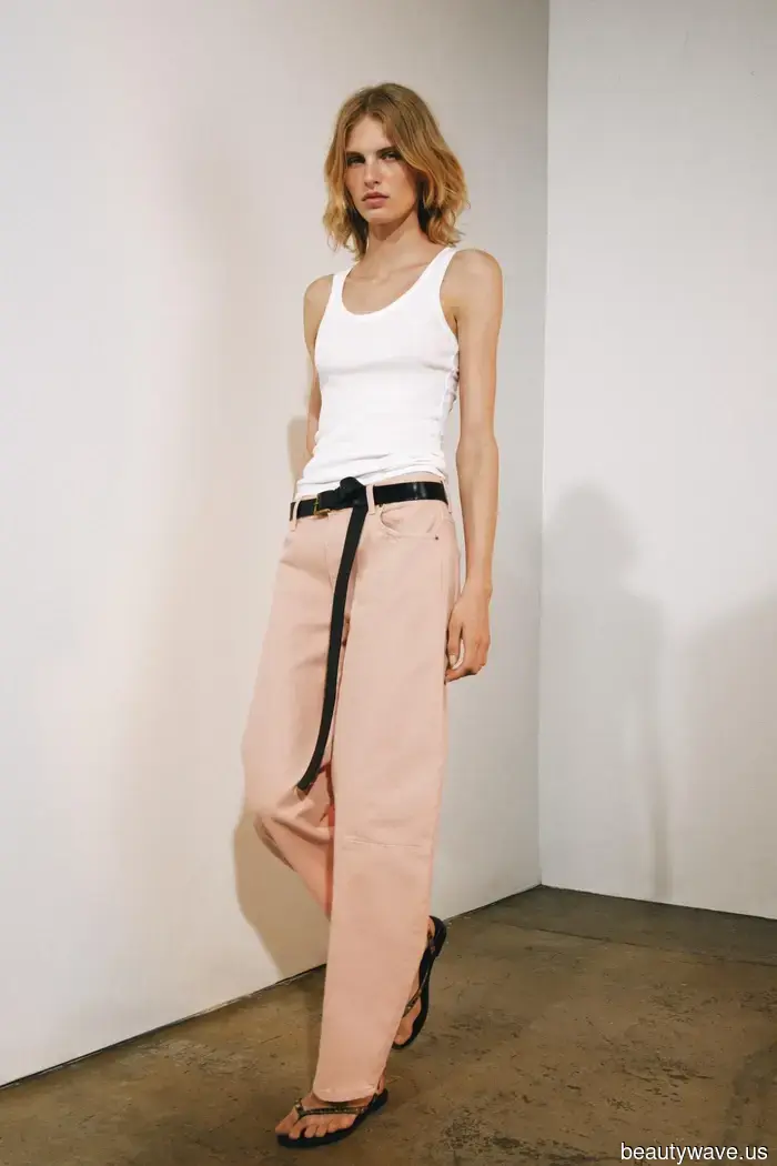 La sección New-In de Zara está dando vibes de mujer francesa chic de vacaciones&mdash;Estas 9 piezas lo demuestran.