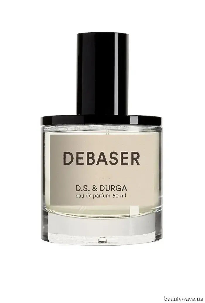 Fig Girl Fall Is Now Officially Here: Here's How to Perfect the Jammy Trend, Covering Everything from Fragrance to Skincare.