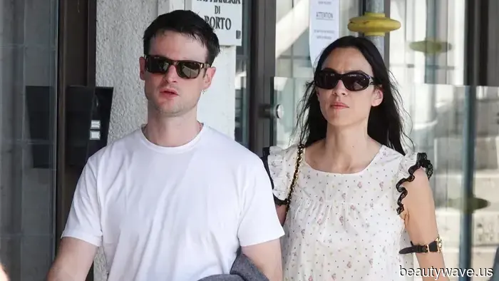 Skip the Sandals—This Is the Footwear Style to Pair With Dresses in September