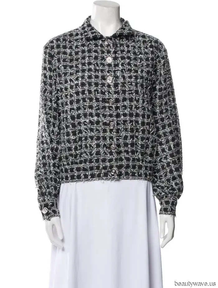 Если вы хотите более элегантные наряды с футболками, носите этот тренд жакетов, который любят миллениалы, но ненавидит поколение Z.