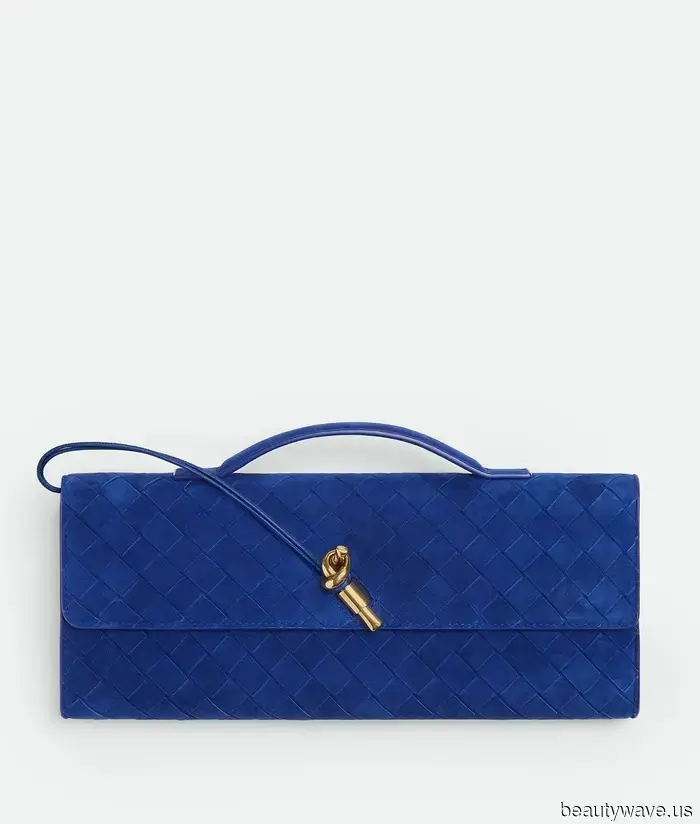 Face the Truth: These 8 Bag Trends Went Out of Style in 2025.