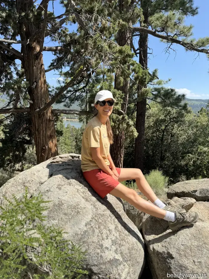 Soy Editora de Moda y Senderista de Toda la Vida&mdash;12 Piezas que Amo Usar que Son Funcionales y Elegantes