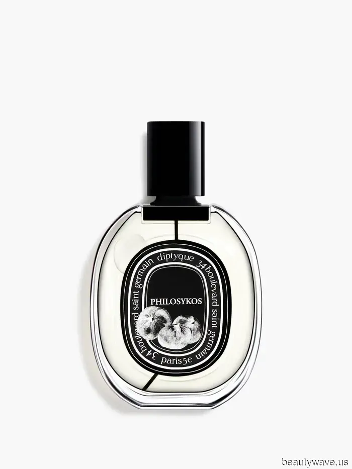 I Live for the Initial Whiff of Fresh Autumn Breeze—9 Fragrances That Capture Its Essence in a Bottle