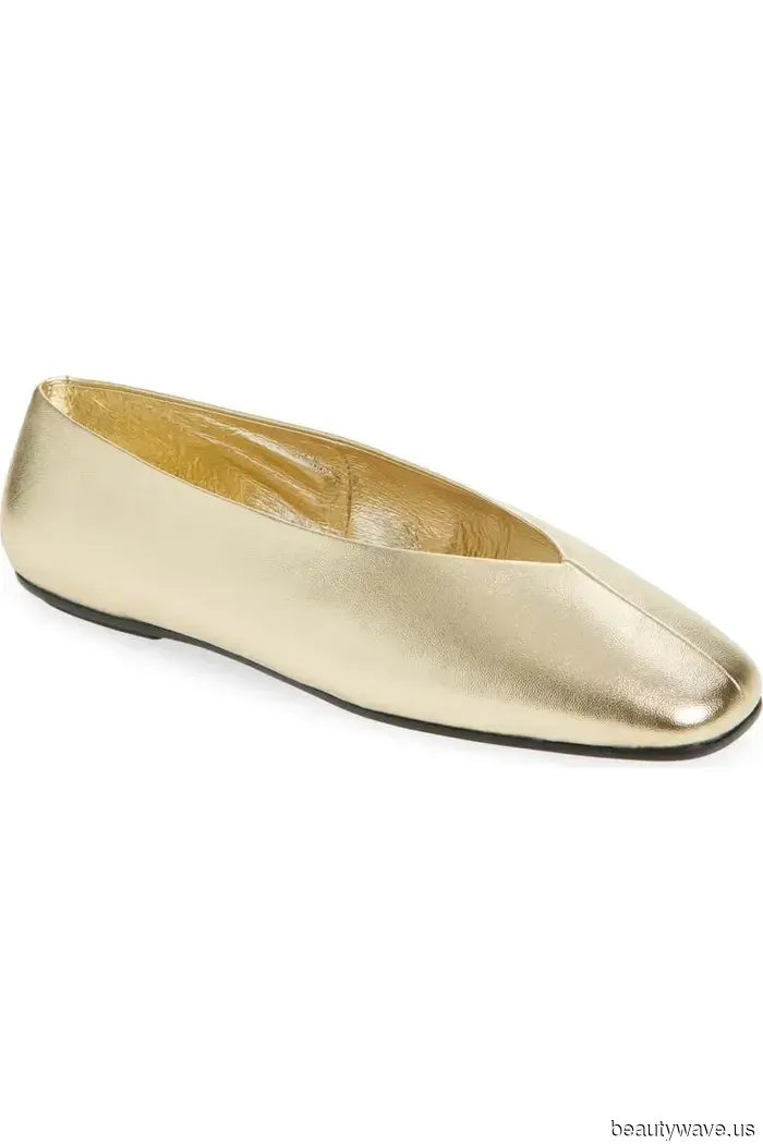 If you purchase just one pair of shoes before September, let it be this stylish flat.